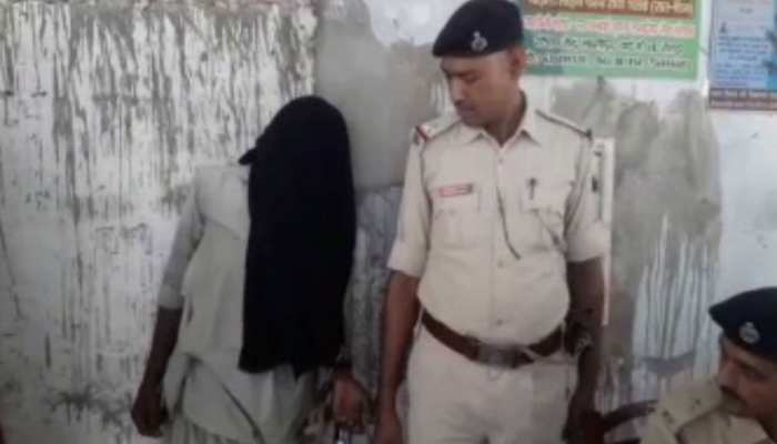 समस्तीपुर: आखिरकार गिरफ्तार हुआ साइको किलर, तीन लोगों का कर चुका है मर्डर समस्तीपुर: आखिरकार गिरफ्तार हुआ साइको किलर, तीन लोगों का कर चुका है मर्डर