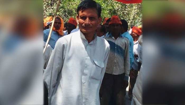 अमेठी: 15 दिन पहले हुआ था सुरेंद्र सिंह का विवाद, पुलिस इस एंगल से भी कर रही है जांच अमेठी: 15 दिन पहले हुआ था सुरेंद्र सिंह का विवाद, पुलिस इस एंगल से भी कर रही है जांच