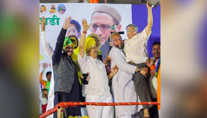 महाराष्ट्र: अब विधानसभा चुनाव में भी कांग्रेस-NCP की टेंशन बढ़ाएंगे औवेसी, BJP को फायदा महाराष्ट्र: अब विधानसभा चुनाव में भी कांग्रेस-NCP की टेंशन बढ़ाएंगे औवेसी, BJP को फायदा