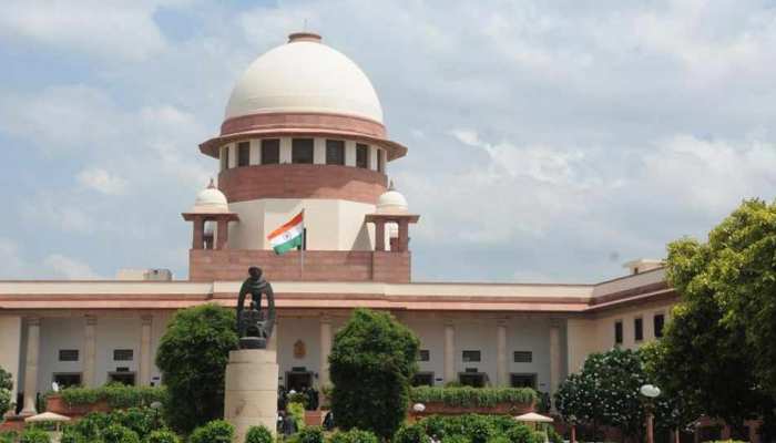 सुप्रीम कोर्ट से महाराष्ट्र सरकार को झटका, मेडिकल कोर्स में इस साल लागू नहीं होगा EWS कोटा सुप्रीम कोर्ट से महाराष्ट्र सरकार को झटका, मेडिकल कोर्स में इस साल लागू नहीं होगा EWS कोटा
