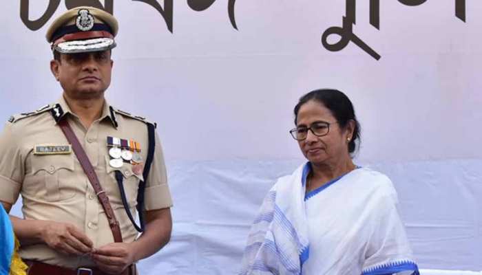 कोलकाता के पूर्व पुलिस आयुक्त ने किया कोर्ट का रुख, CBI नोटिस को खारिज करने की मांग की कोलकाता के पूर्व पुलिस आयुक्त ने किया कोर्ट का रुख, CBI नोटिस को खारिज करने की मांग की