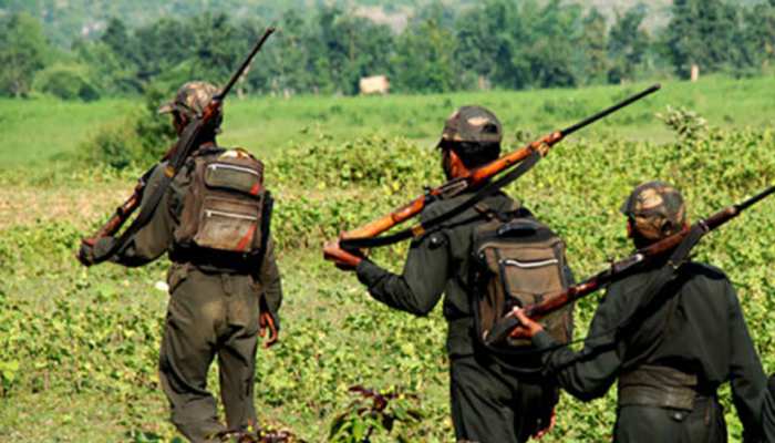 लोहरदगा: मुखबिर होने के शक के चलते नक्सलियों ने की व्यक्ति की हत्या लोहरदगा: मुखबिर होने के शक के चलते नक्सलियों ने की व्यक्ति की हत्या