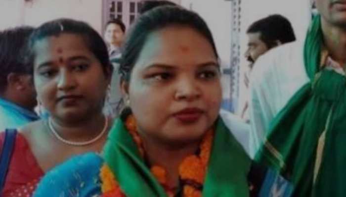 ओडिशा की चंद्राणी मुर्मू बनी देश की 17वीं लोकसभा की सबसे युवा सांसद ओडिशा की चंद्राणी मुर्मू बनी देश की 17वीं लोकसभा की सबसे युवा सांसद