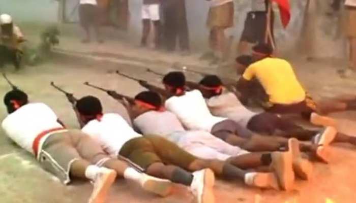 मुंबई: पुलिस शिकायत के बाद बजरंग दल ने कहा- स्कूल में नहीं दिया बंदूक का प्रशिक्षण मुंबई: पुलिस शिकायत के बाद बजरंग दल ने कहा- स्कूल में नहीं दिया बंदूक का प्रशिक्षण