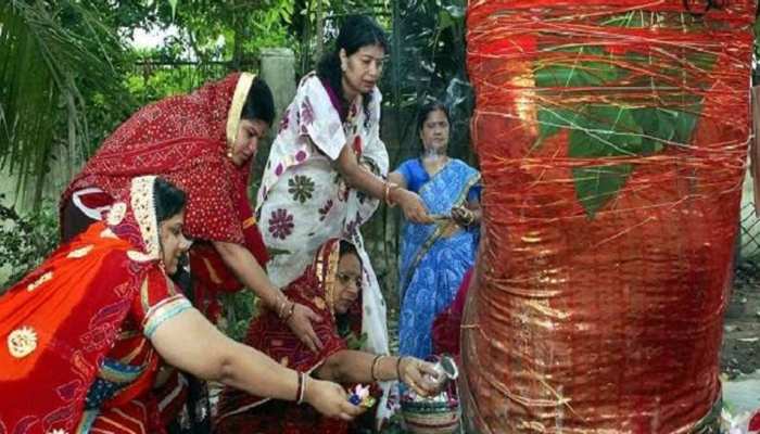 सोमवती अमावस्या के दिन 149 साल बाद बन रहा है यह संयोग, जरूर करें यह काम सोमवती अमावस्या के दिन 149 साल बाद बन रहा है यह संयोग, जरूर करें यह काम