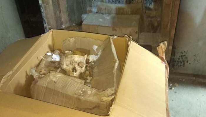 पुणे के कोथरूड पुलिस थाने में 17 साल पुराना मानव कंकाल मिला, ये कहानी आई सामने पुणे के कोथरूड पुलिस थाने में 17 साल पुराना मानव कंकाल मिला, ये कहानी आई सामने
