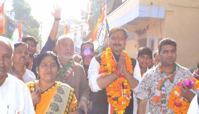 ग्वालियरः बिजली-पानी संकट पर बोले कांग्रेस विधायक- अफसरों से खुद ही निपटें लोग ग्वालियरः बिजली-पानी संकट पर बोले कांग्रेस विधायक- अफसरों से खुद ही निपटें लोग
