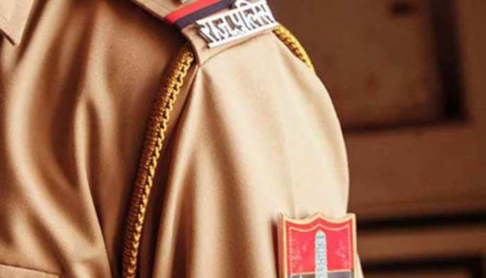 राजस्थानः दो युवकों के खिलाफ नाबालिग के साथ सामूहिक दुष्कर्म का मामला दर्ज राजस्थानः दो युवकों के खिलाफ नाबालिग के साथ सामूहिक दुष्कर्म का मामला दर्ज