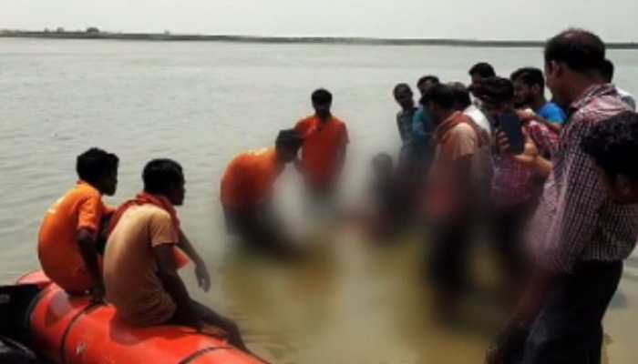 मुंगेर में एक ही परिवार के तीन लोग गंगा में डूबे, दो की मौत मुंगेर में एक ही परिवार के तीन लोग गंगा में डूबे, दो की मौत