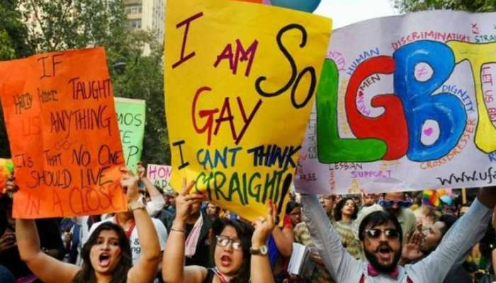 OMG! 55 फीसदी पुरुष और 85 फीसदी महिलाएं चाहती हैं समलैंगिक विवाह को मिले कानूनी मान्यताः Research OMG! 55 फीसदी पुरुष और 85 फीसदी महिलाएं चाहती हैं समलैंगिक विवाह को मिले कानूनी मान्यताः Research