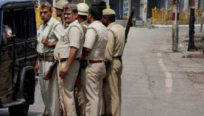 शाहजहांपुर पुलिस ने हरियाणा मेड अवैध शराब का बड़ा जखीरा पकड़ा, 2 गिरफ्तार शाहजहांपुर पुलिस ने हरियाणा मेड अवैध शराब का बड़ा जखीरा पकड़ा, 2 गिरफ्तार