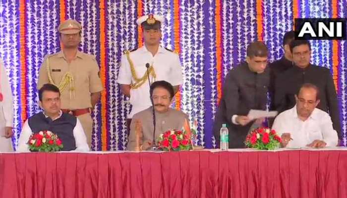 विधानसभा चुनावों से ठीक पहले महाराष्ट्र मंत्रिमंडल का विस्तार, 8 कैबिनेट, 5 राज्य मंत्री हुए शामिल विधानसभा चुनावों से ठीक पहले महाराष्ट्र मंत्रिमंडल का विस्तार, 8 कैबिनेट, 5 राज्य मंत्री हुए शामिल