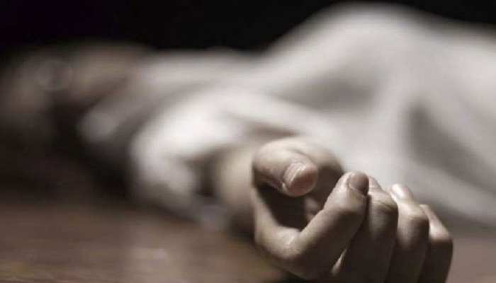 बक्सर में नदी किनारे मिला युवक का शव, एक दिन पहले घर से हो गया था गायब बक्सर में नदी किनारे मिला युवक का शव, एक दिन पहले घर से हो गया था गायब