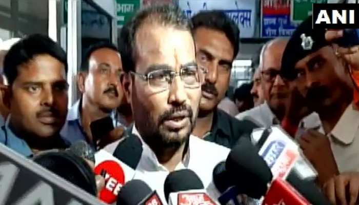 मुजफ्फरपुर में सीएम के दौरे पर बोले श्याम रजक- 'इलाज-मॉनिटरिंग जरूरी, दौरा नहीं' मुजफ्फरपुर में सीएम के दौरे पर बोले श्याम रजक- 'इलाज-मॉनिटरिंग जरूरी, दौरा नहीं'