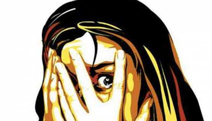 अहमदाबाद: ऑनलाइन फूड डिलीवरी बॉय ने की थी छेड़छाड़, गिरफ्तार अहमदाबाद: ऑनलाइन फूड डिलीवरी बॉय ने की थी छेड़छाड़, गिरफ्तार
