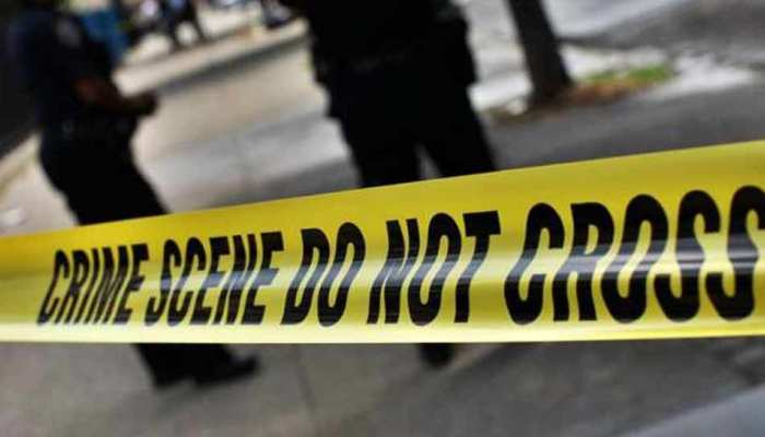 दुमका में प्रेमी जोड़े को अर्धनग्न बाजार में घुमाया, पुलिस ने दर्ज किया मामला दुमका में प्रेमी जोड़े को अर्धनग्न बाजार में घुमाया, पुलिस ने दर्ज किया मामला