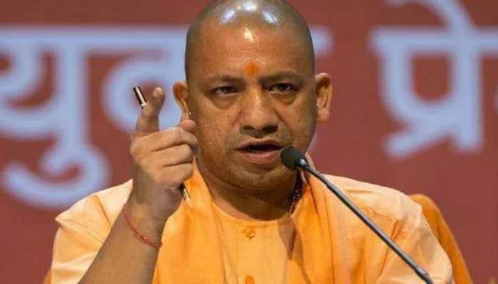 CM योगी बोले, 'भ्रष्ट अफसरों की सरकार में कोई जगह नहीं, ऐसे लोगों को जबरन दिया जाए VRS' CM योगी बोले, 'भ्रष्ट अफसरों की सरकार में कोई जगह नहीं, ऐसे लोगों को जबरन दिया जाए VRS'