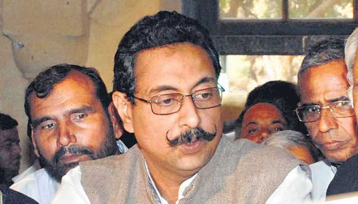 भरतपुर: विश्वेन्द्र सिंह ने BJP पर साधा निशाना, लगाया लोगों को गुमराह करने का आरोप भरतपुर: विश्वेन्द्र सिंह ने BJP पर साधा निशाना, लगाया लोगों को गुमराह करने का आरोप