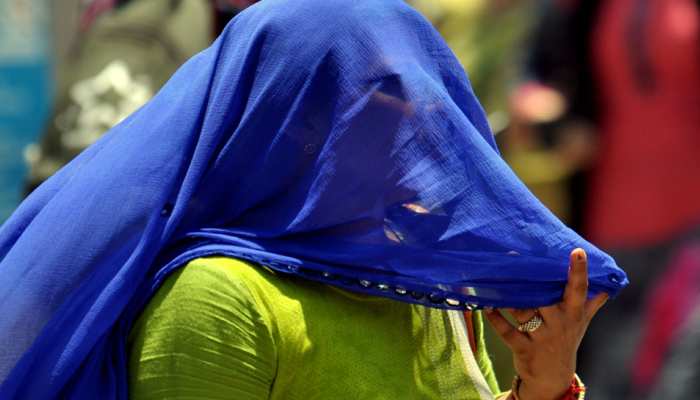 यूपी: आज लगी रहेगी बादलों की लुक्का-छुप्पी, तेज हवाओं के साथ हो सकती है हल्की बारिश यूपी: आज लगी रहेगी बादलों की लुक्का-छुप्पी, तेज हवाओं के साथ हो सकती है हल्की बारिश