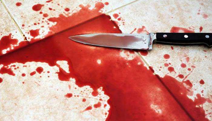 UP: खेत में सो रहे किसान की धारदार हथियार से हत्या, जमीन विवाद हो सकती है वारदात की वजह UP: खेत में सो रहे किसान की धारदार हथियार से हत्या, जमीन विवाद हो सकती है वारदात की वजह