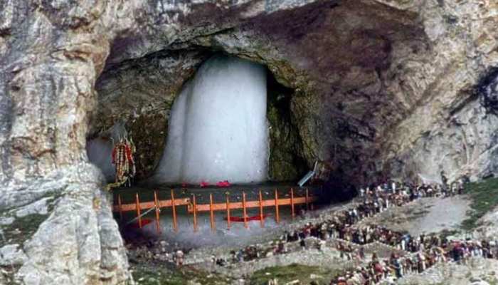 जुलाई-अगस्त में इस जगह सबसे ज्यादा घूमने जाते हैं भारतीय, ये आदतें जानकर रह जाएंगे हैरान जुलाई-अगस्त में इस जगह सबसे ज्यादा घूमने जाते हैं भारतीय, ये आदतें जानकर रह जाएंगे हैरान