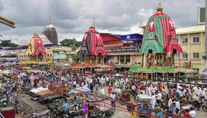 गुजरात रथयात्रा के लिए सुरक्षा के कड़े इंतजाम, 25 हजार जवान व ड्रोन तैनात गुजरात रथयात्रा के लिए सुरक्षा के कड़े इंतजाम, 25 हजार जवान व ड्रोन तैनात