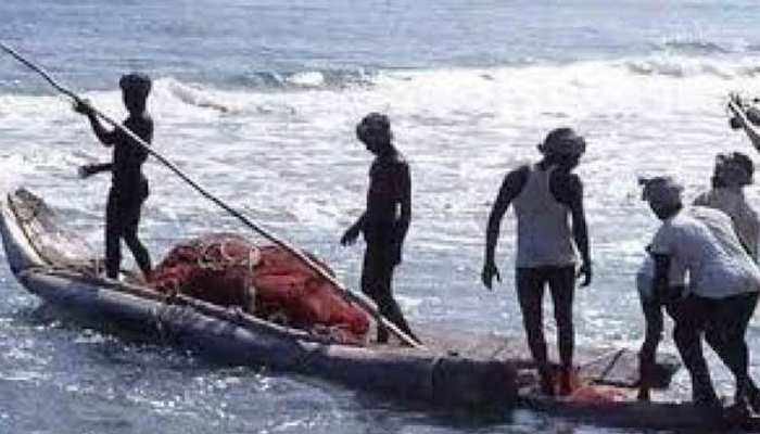 श्रीलंकाई नौसैनिकों ने किया हमला, तमिलनाडु के चार मछुआरे गंभीर रूप से घायल श्रीलंकाई नौसैनिकों ने किया हमला, तमिलनाडु के चार मछुआरे गंभीर रूप से घायल