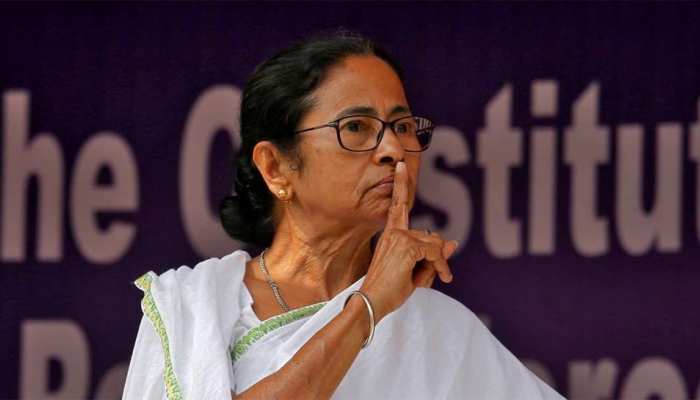 अब विधानसभा चुनावों में ममता का किला ढहाने के लिए BJP का प्लान, 1 करोड़ सदस्य जोड़ेगी पार्टी अब विधानसभा चुनावों में ममता का किला ढहाने के लिए BJP का प्लान, 1 करोड़ सदस्य जोड़ेगी पार्टी