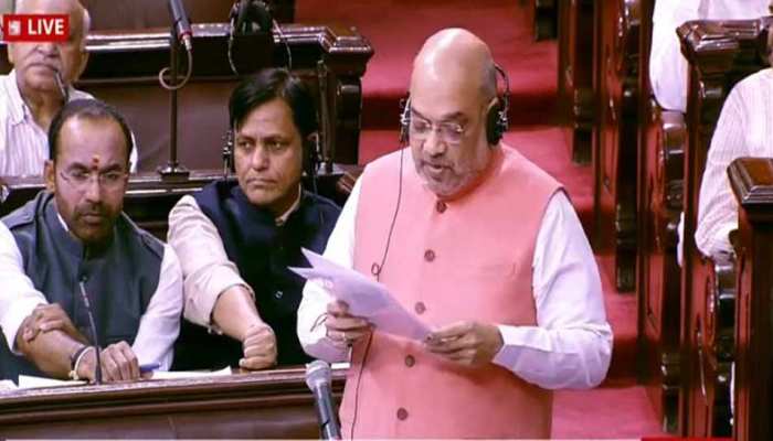 अमित शाह ने कश्मीर में राष्ट्रपति शासन बढ़ाने का प्रस्ताव राज्यसभा में पेश किया अमित शाह ने कश्मीर में राष्ट्रपति शासन बढ़ाने का प्रस्ताव राज्यसभा में पेश किया