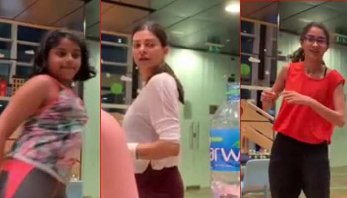 सुष्मिता ने बेटियों के साथ पूरा किया #BottleCapChallenge, बोलीं- 'हम किसी से कम नहीं' सुष्मिता ने बेटियों के साथ पूरा किया #BottleCapChallenge, बोलीं- 'हम किसी से कम नहीं'