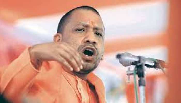 प्रदेश में शासन-व्यवस्था को लेकर योगी के कड़े तेवर, कहा- किसी प्रकार की लापरवाही बर्दाश्त नहीं प्रदेश में शासन-व्यवस्था को लेकर योगी के कड़े तेवर, कहा- किसी प्रकार की लापरवाही बर्दाश्त नहीं