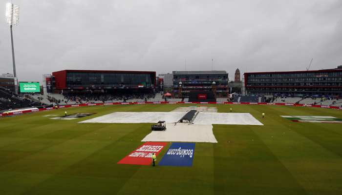 World cup 2019: मौसम अपडेट्स - बारिश धीमी हुई, जानें कब तक शुरू होगा मैच World cup 2019: मौसम अपडेट्स - बारिश धीमी हुई, जानें कब तक शुरू होगा मैच