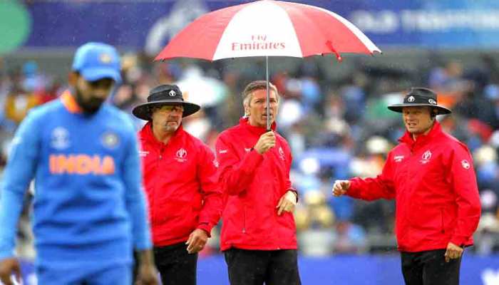 INDvsNZ, ICC World Cup: बारिश नहीं थमी; अब रिजर्व डे पर होगा खेल, न्यूजीलैंड फिर करेगा बैटिंग INDvsNZ, ICC World Cup: बारिश नहीं थमी; अब रिजर्व डे पर होगा खेल, न्यूजीलैंड फिर करेगा बैटिंग