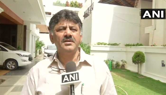 कर्नाटक संकट: कांग्रेस ने विधायकों के समर्थन का दावा किया, कहा, 'वे हमारी सरकार बचाएंगे' कर्नाटक संकट: कांग्रेस ने विधायकों के समर्थन का दावा किया, कहा, 'वे हमारी सरकार बचाएंगे'