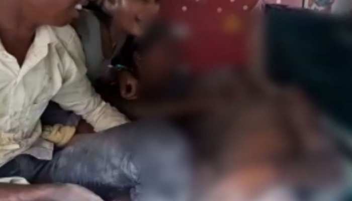 जहानाबादः खेत में बिजली के करंट से हुई किसान की मौत, बिजली विभाग पर लगा आरोप जहानाबादः खेत में बिजली के करंट से हुई किसान की मौत, बिजली विभाग पर लगा आरोप
