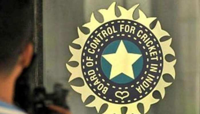 सीओए पर फूटा BCCI अधिकारियों का गुस्सा, जानिए क्या है पूरी वजह सीओए पर फूटा BCCI अधिकारियों का गुस्सा, जानिए क्या है पूरी वजह