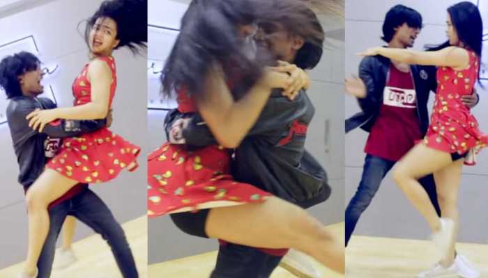 इस जोड़ी ने अपने डांस से लोगों को बनाया दीवाना, इंटरनेट पर कहर बरपा रहा VIDEO इस जोड़ी ने अपने डांस से लोगों को बनाया दीवाना, इंटरनेट पर कहर बरपा रहा VIDEO