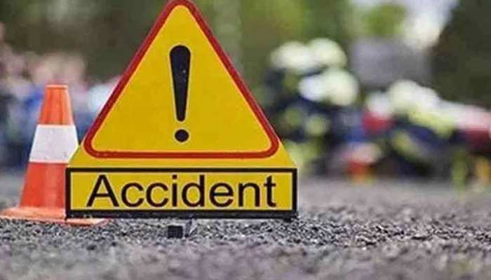 बाड़मेर: बेकाबू पिकअप ट्रोल ने बाइक को मारी टक्कर, 1 की मौत बाड़मेर: बेकाबू पिकअप ट्रोल ने बाइक को मारी टक्कर, 1 की मौत