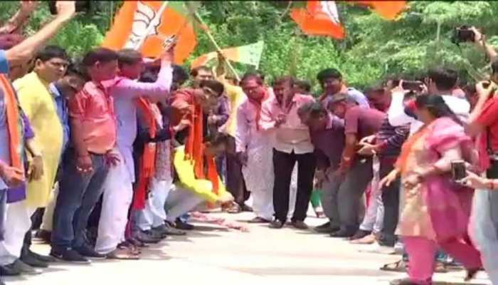 गुजरातः जूनागढ़ महानगरपालिका में कांग्रेस का सूपड़ा साफ, बीजेपी ने जीती 59 में से 54 सीटें गुजरातः जूनागढ़ महानगरपालिका में कांग्रेस का सूपड़ा साफ, बीजेपी ने जीती 59 में से 54 सीटें