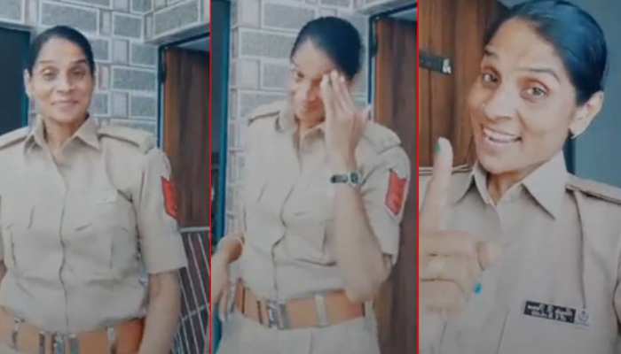 वर्दी पहनकर महिला पुलिसकर्मी को TIK TOK वीडियो बनाना पड़ा भारी, होगी कार्रवाई वर्दी पहनकर महिला पुलिसकर्मी को TIK TOK वीडियो बनाना पड़ा भारी, होगी कार्रवाई