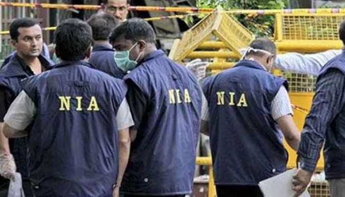 पंजाब: NIA ने इंपोर्टरों से की पूछताछ, पाकिस्तान से आने वाले सामान की मांगी लिस्ट पंजाब: NIA ने इंपोर्टरों से की पूछताछ, पाकिस्तान से आने वाले सामान की मांगी लिस्ट