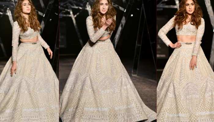 India Couture Week 2019: सारा अली खान ने फैशन मंच पर किया डेब्यू, रॉयल लुक वायरल India Couture Week 2019: सारा अली खान ने फैशन मंच पर किया डेब्यू, रॉयल लुक वायरल