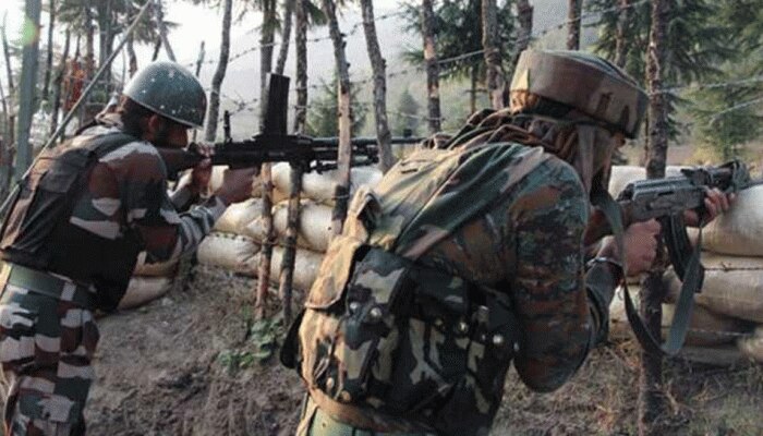LoC पर पाकिस्तान ने फिर किया सीजफायर उल्लंघन, भारत ने दिया करारा जवाब LoC पर पाकिस्तान ने फिर किया सीजफायर उल्लंघन, भारत ने दिया करारा जवाब