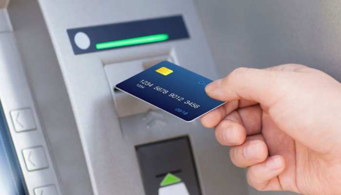 EXCLUSIVE: एटीएम चार्ज घटा सकता है RBI, किसी भी दिन आ सकता है फैसला