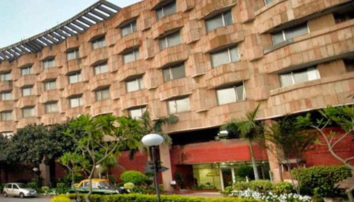 दिल्ली: बंद होगा सेंटूर होटल, अक्टूबर तक सारे कर्मचारी होंगे बेरोजगार दिल्ली: बंद होगा सेंटूर होटल, अक्टूबर तक सारे कर्मचारी होंगे बेरोजगार