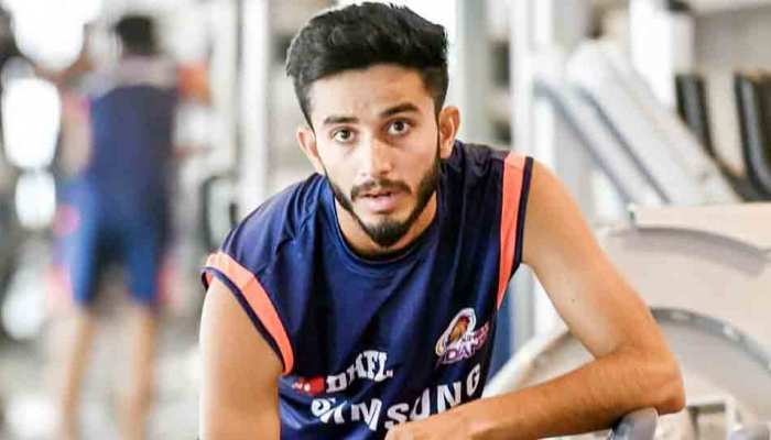IPL 2020: मुंबई इंडियंस से दिल्ली पहुंचे मयंक मार्कंडेय, रदरफोर्ड के साथ हुई अदला-बदली IPL 2020: मुंबई इंडियंस से दिल्ली पहुंचे मयंक मार्कंडेय, रदरफोर्ड के साथ हुई अदला-बदली