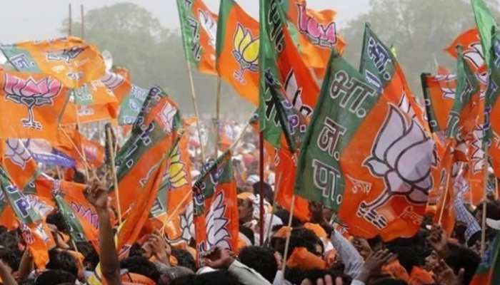 त्रिपुरा: त्रि-स्तरीय पंचायत चुनाव में BJP ने लगभग सभी सीटों पर कब्जा जमाया त्रिपुरा: त्रि-स्तरीय पंचायत चुनाव में BJP ने लगभग सभी सीटों पर कब्जा जमाया