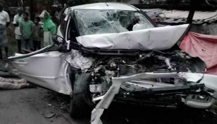 सुल्तानपुर में ट्रक-कार में भीषण टक्कर, UP पुलिस के 2 दरोगा की मौत, CM योगी ने जताया शोक सुल्तानपुर में ट्रक-कार में भीषण टक्कर, UP पुलिस के 2 दरोगा की मौत, CM योगी ने जताया शोक