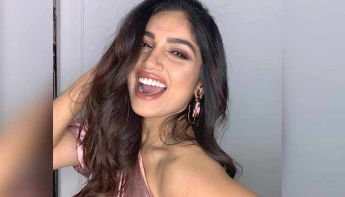 आखिर किस बात से इतनी खुश हैं एक्ट्रेस भूमि पेडनेकर! बोलीं- 'ये तो किस्मत की बात' आखिर किस बात से इतनी खुश हैं एक्ट्रेस भूमि पेडनेकर! बोलीं- 'ये तो किस्मत की बात'