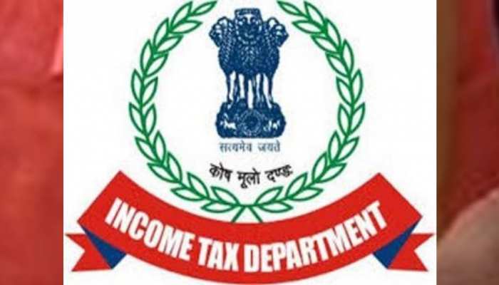 तमिलनाडु में इनकम टैक्स की 62 जगह छापेमारी, 700 करोड़ की टैक्स चोरी का खुलासा तमिलनाडु में इनकम टैक्स की 62 जगह छापेमारी, 700 करोड़ की टैक्स चोरी का खुलासा